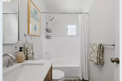 2317 Mira Vista Dr, El Cerrito, CA 94530 - Photo 18