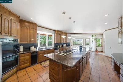 2426 Heritage Oaks Dr, Alamo, CA 94507 - Photo 10