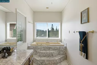 2426 Heritage Oaks Dr, Alamo, CA 94507 - Photo 22
