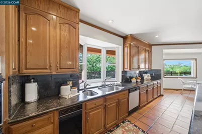 2426 Heritage Oaks Dr, Alamo, CA 94507 - Photo 12