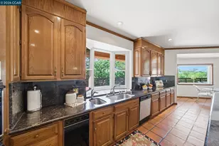 2426 Heritage Oaks Dr, Alamo, CA 94507 - Photo 12