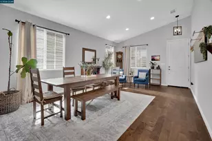 22 Bramante Ct, Oakley, CA 94561 - Photo 8