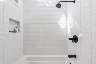 30 Southwood Ct, Oakland, CA 94611 - Photo 24