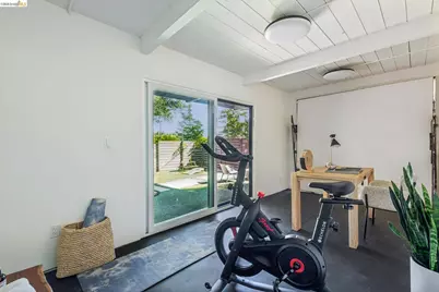 30 Southwood Ct, Oakland, CA 94611 - Photo 40