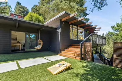 30 Southwood Ct, Oakland, CA 94611 - Photo 4