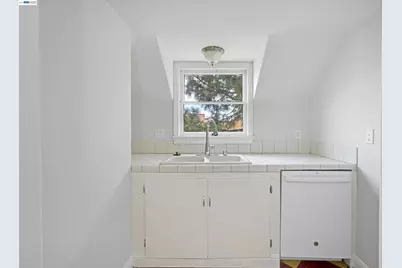 742 B St, Hayward, CA 94541 - Photo 40