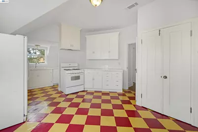 742 B St, Hayward, CA 94541 - Photo 58