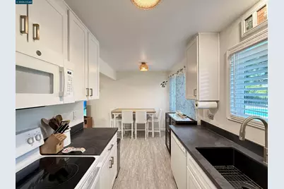2548 Jones Rd #10, Walnut Creek, CA 94597 - Photo 10