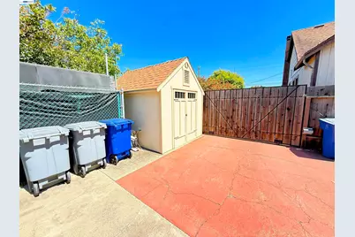 2241 Avenue 135th, San Leandro, CA 94577 - Photo 38