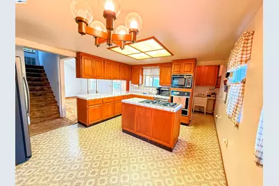2241 Avenue 135th, San Leandro, CA 94577 - Photo 10
