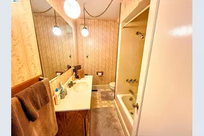 2241 Avenue 135th, San Leandro, CA 94577 - Photo 8