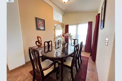 1370 Buckingham Way, Hayward, CA 94544 - Photo 6