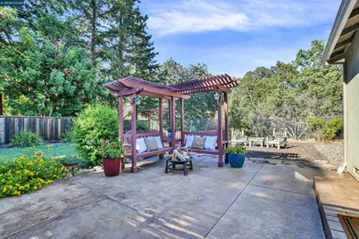 911 Berendsen Ct, Clayton, CA 94517 - Photo 30