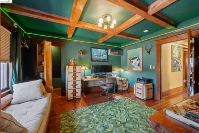 933 37th St, Oakland, CA 94608 - Photo 26