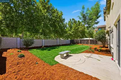 19 Renoir Ct, Oakley, CA 94561 - Photo 36