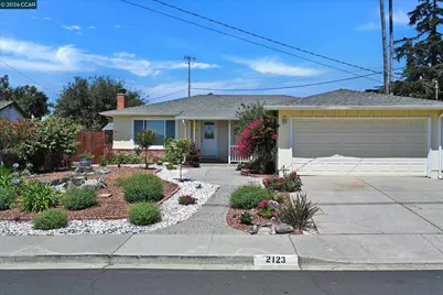 2123 Murphy Dr, San Pablo, CA 94806 - Photo 2