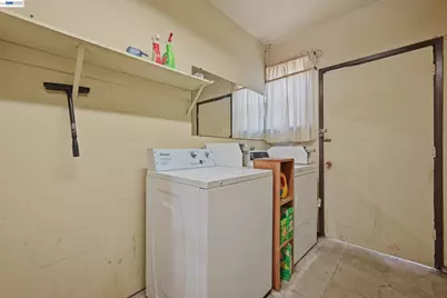 20940 Locust St, Hayward, CA 94541 - Photo 38