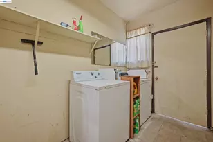 20940 Locust St, Hayward, CA 94541 - Photo 38