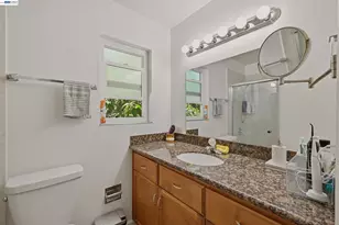 20940 Locust St, Hayward, CA 94541 - Photo 32