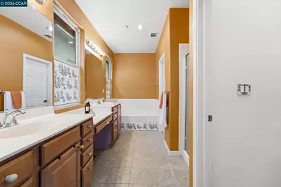 2147 Tsushima St, Hercules, CA 94547 - Photo 34