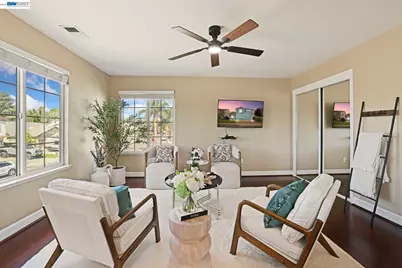 1762 Ashtree Ct, Tracy, CA 95376 - Photo 32