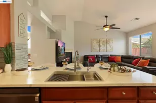 1762 Ashtree Ct, Tracy, CA 95376 - Photo 12