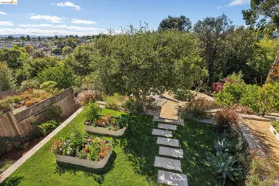 2431 Frances St, Oakland, CA 94601 - Photo 18