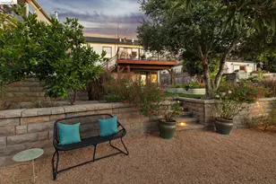 2431 Frances St, Oakland, CA 94601 - Photo 50