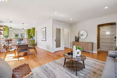 2431 Frances St, Oakland, CA 94601 - Photo 6