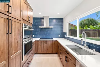 214 Turnstone Dr, Livermore, CA 94551 - Photo 10