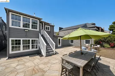 344 Peralta St, Oakland, CA 94607 - Photo 42
