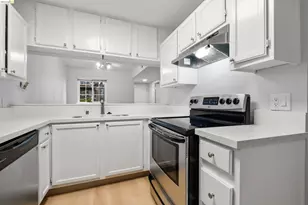 580 Canyon Oaks, Oakland, CA 94605 - Photo 6