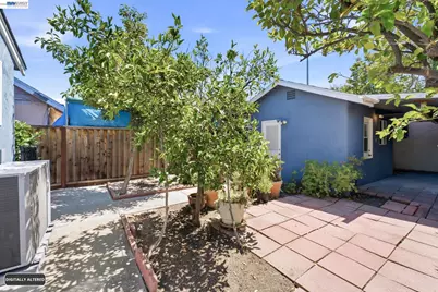 3865 Polton Place Way, San Jose, CA 95121 - Photo 48