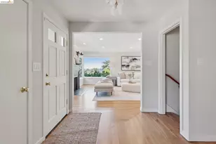 5649 Castle Dr, Oakland, CA 94611 - Photo 34