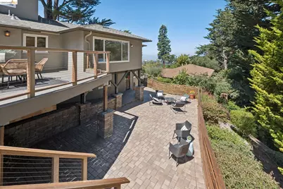 5649 Castle Dr., Oakland, CA 94611 - Photo 46