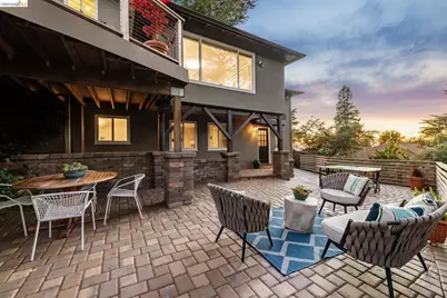 5649 Castle Dr., Oakland, CA 94611 - Photo 54