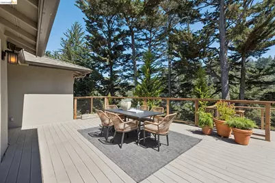 5649 Castle Dr., Oakland, CA 94611 - Photo 42