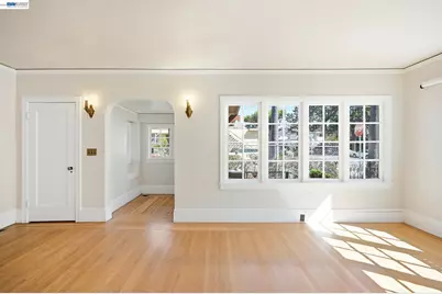 2401 9th Ave, Oakland, CA 94606 - Photo 10