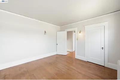 2401 9th Ave, Oakland, CA 94606 - Photo 44