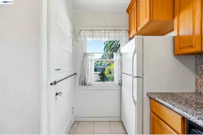 2401 9th Ave, Oakland, CA 94606 - Photo 36