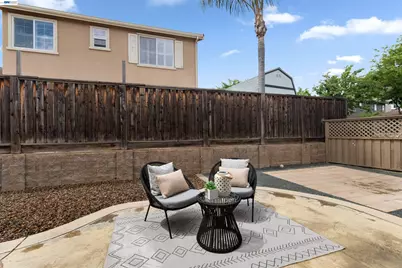 327 Goodall Dr, Mountain House, CA 95391 - Photo 44