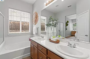 327 Goodall Dr, Mountain House, CA 95391 - Photo 28