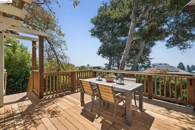 822 Mendocino Ave, Berkeley, CA 94707 - Photo 22