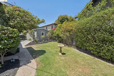 1080 Monterey Ave., Berkeley, CA 94707 - Photo 72