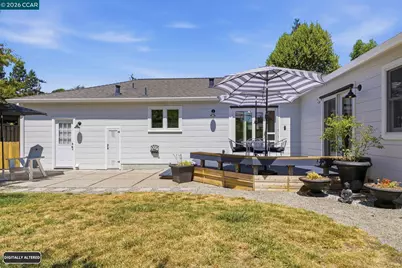 8 Lander Dr, Martinez, CA 94553 - Photo 54
