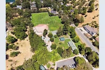 8 Lander Dr, Martinez, CA 94553 - Photo 66