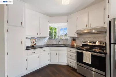 1540 170th Ave, Hayward, CA 94541 - Photo 10