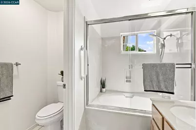 11 Seabreeze Dr, Richmond, CA 94804 - Photo 30