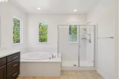 320 Heritage Ln, Dixon, CA 95620 - Photo 38