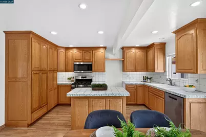 2540 Tara Hills Drive, San Pablo, CA 94806 - Photo 26